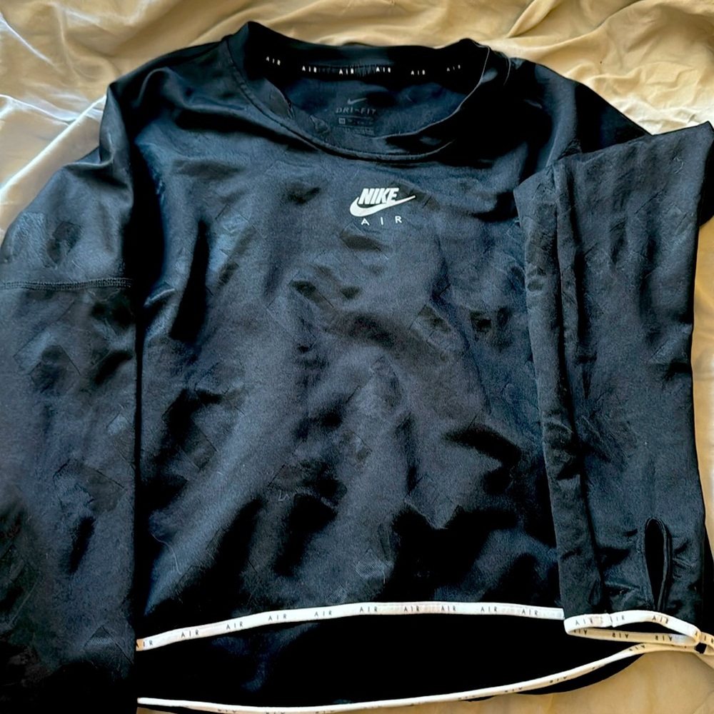 Nike Air Black Long-sleeve XS